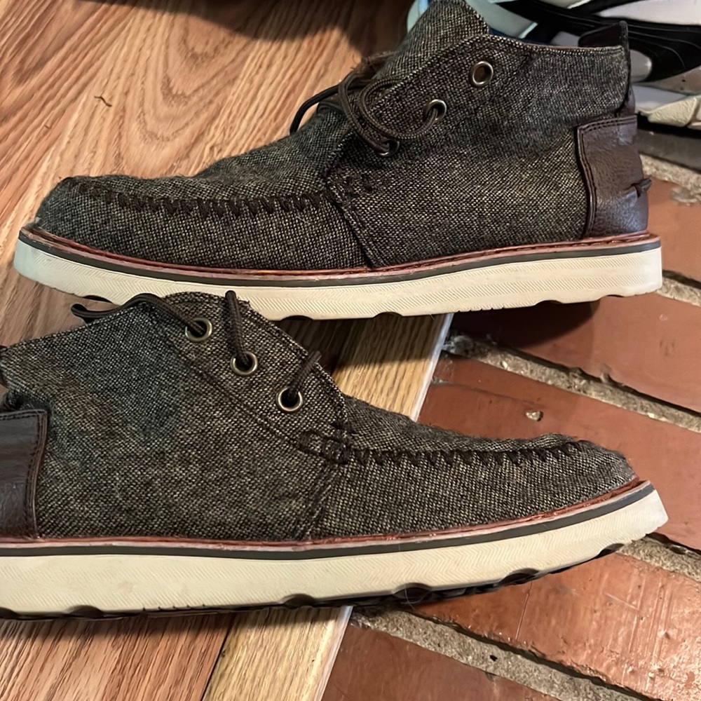 Mid top Toms